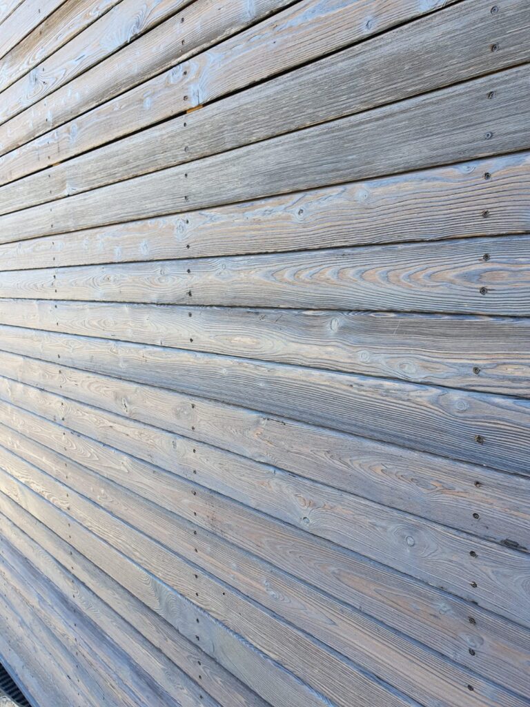 helehall lehis põletatud laudis horisontaalne