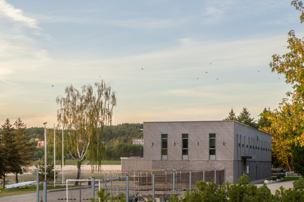 Hall peits Tikkurila 5147 termotöödeldud mänd voodrilaud